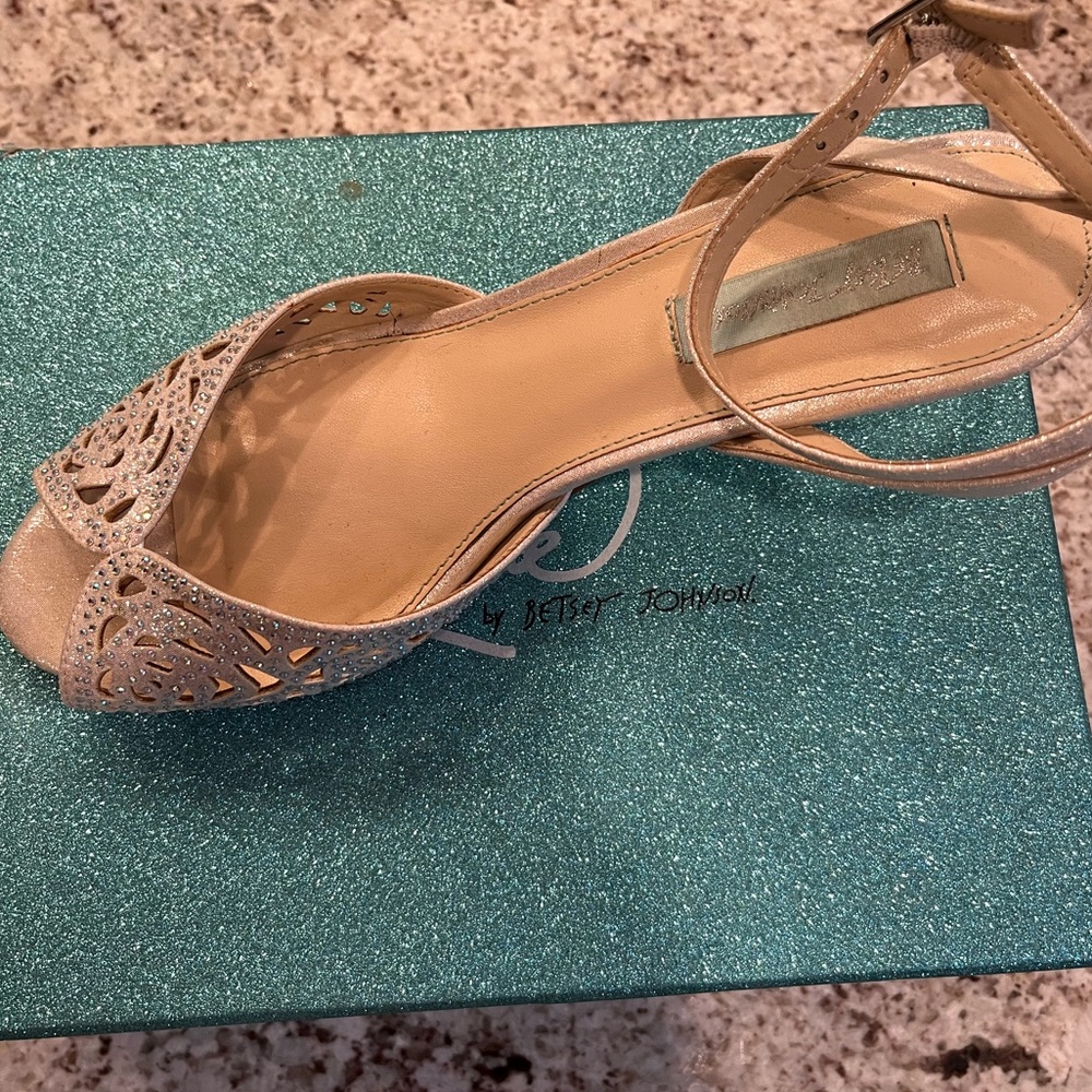 Blue by Betsey Johnson silver and cream rhinestone heels size 9.5US. In box